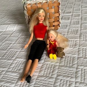 Barbie and Kelly